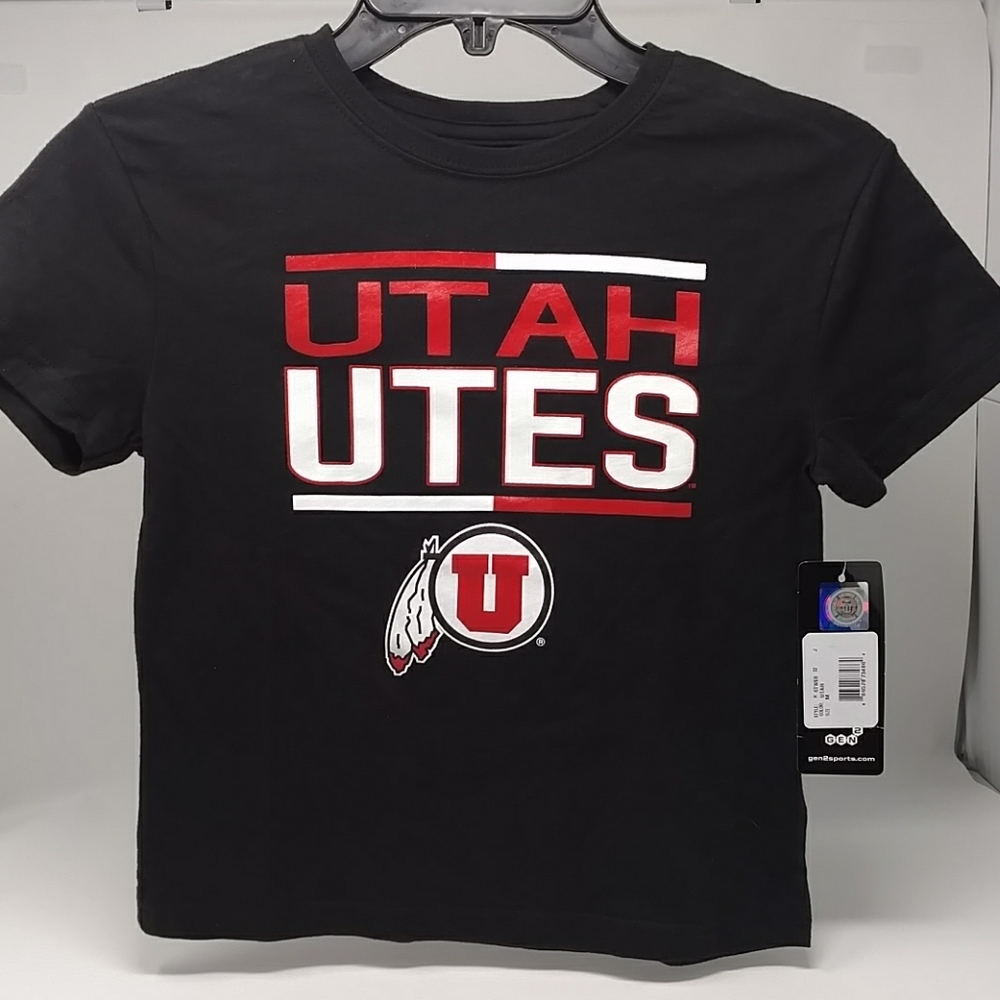NCAA by Outerstuff Flag Runner Short Sleeve Tee
